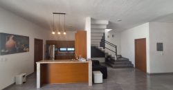 CASA AMUEBLADA EN RENTA / Fraccionamiento LA HIGUERA 🌳