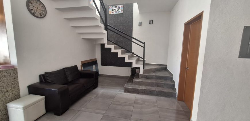 CASA AMUEBLADA EN RENTA / Fraccionamiento LA HIGUERA 🌳