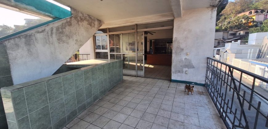 TERRENO + CONSTRUCCION. A PIE DE BLVD COSTERO MIGUEL DE LA MADRID * SECTOR 8