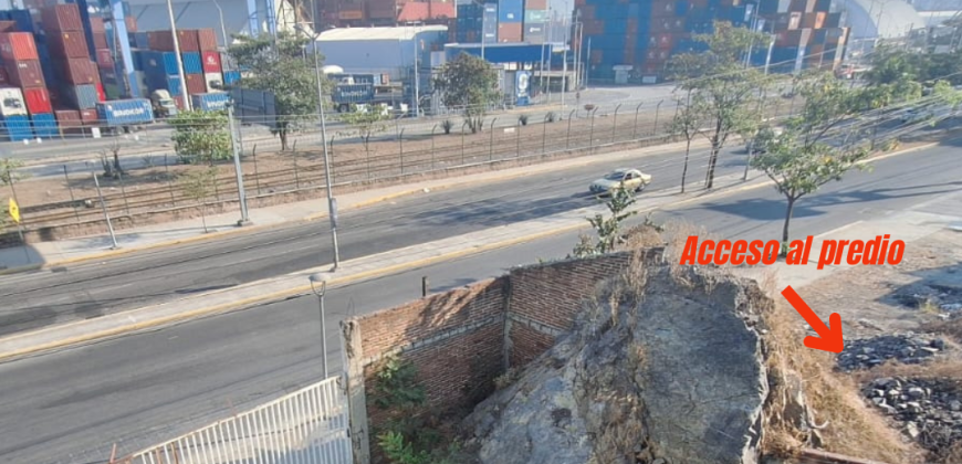 TERRENO EN BLVD.COSTERO/ FRENTE A RECINTO PORTUARIO